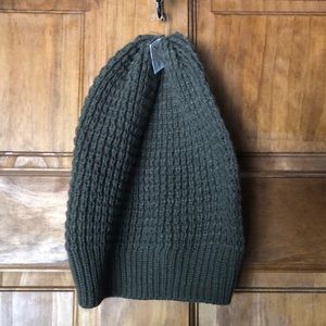 🔥2 FOR $10🔥ARMY GREEN BEANIE